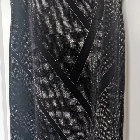 Snap Brand Sleeveless High Neck Black Sparkling Evening Dress - Picture 5 of 7